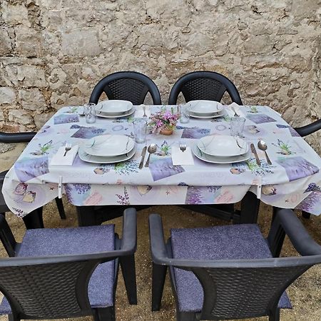 Appartamento Ema Prvic Sepurine Esterno foto
