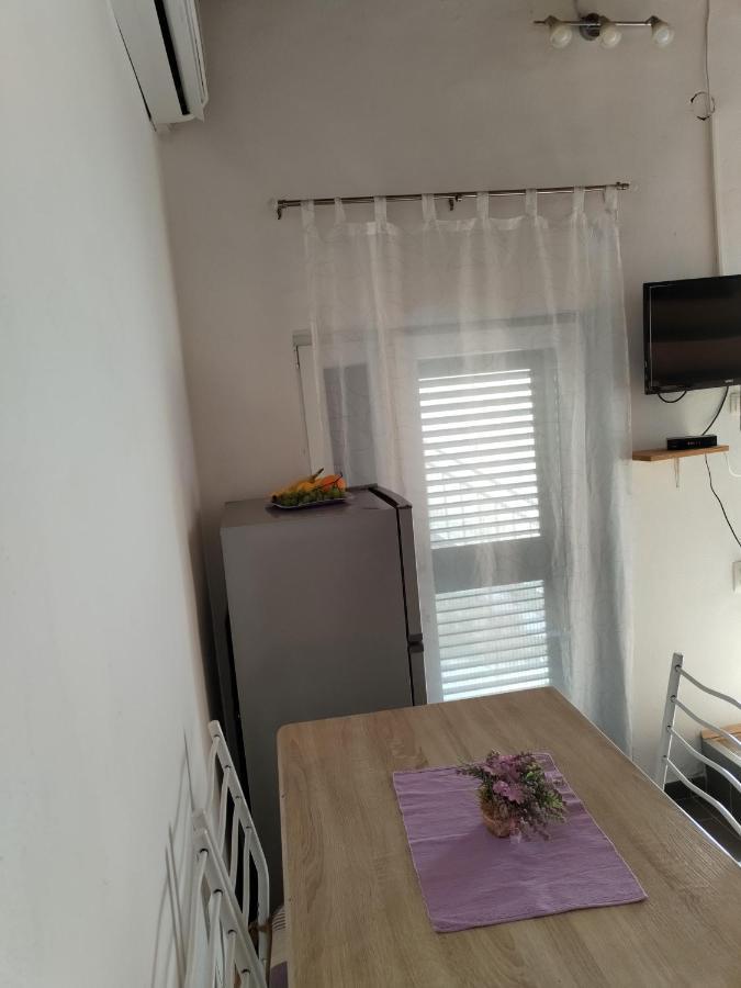Appartamento Ema Prvic Sepurine Esterno foto